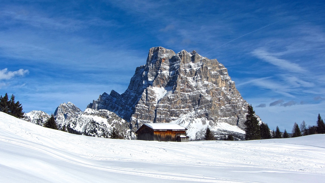 Image - mount pelmo alleghe dolomites snow