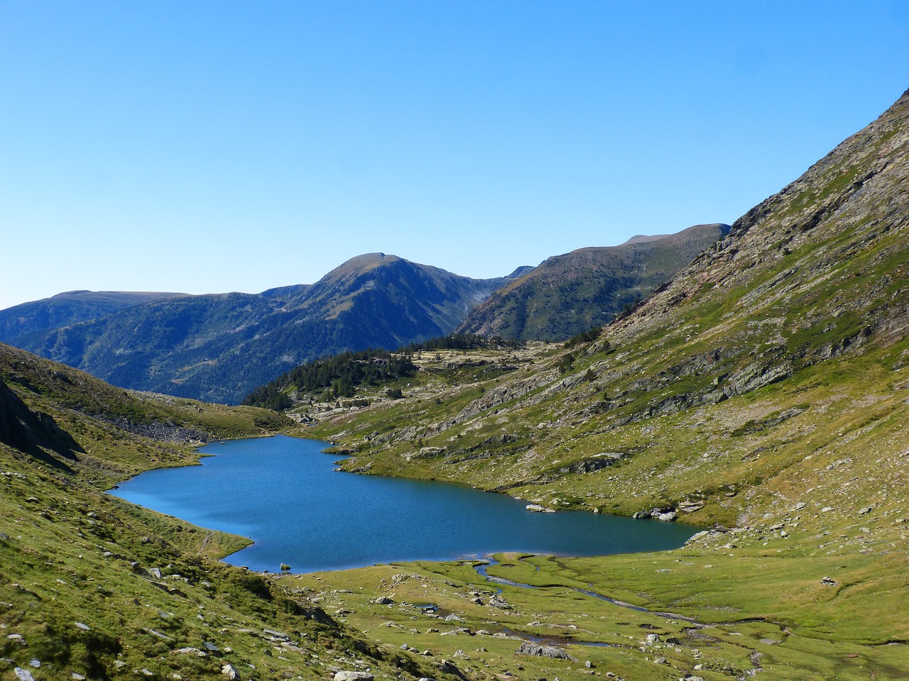 Image - lake lake of the port