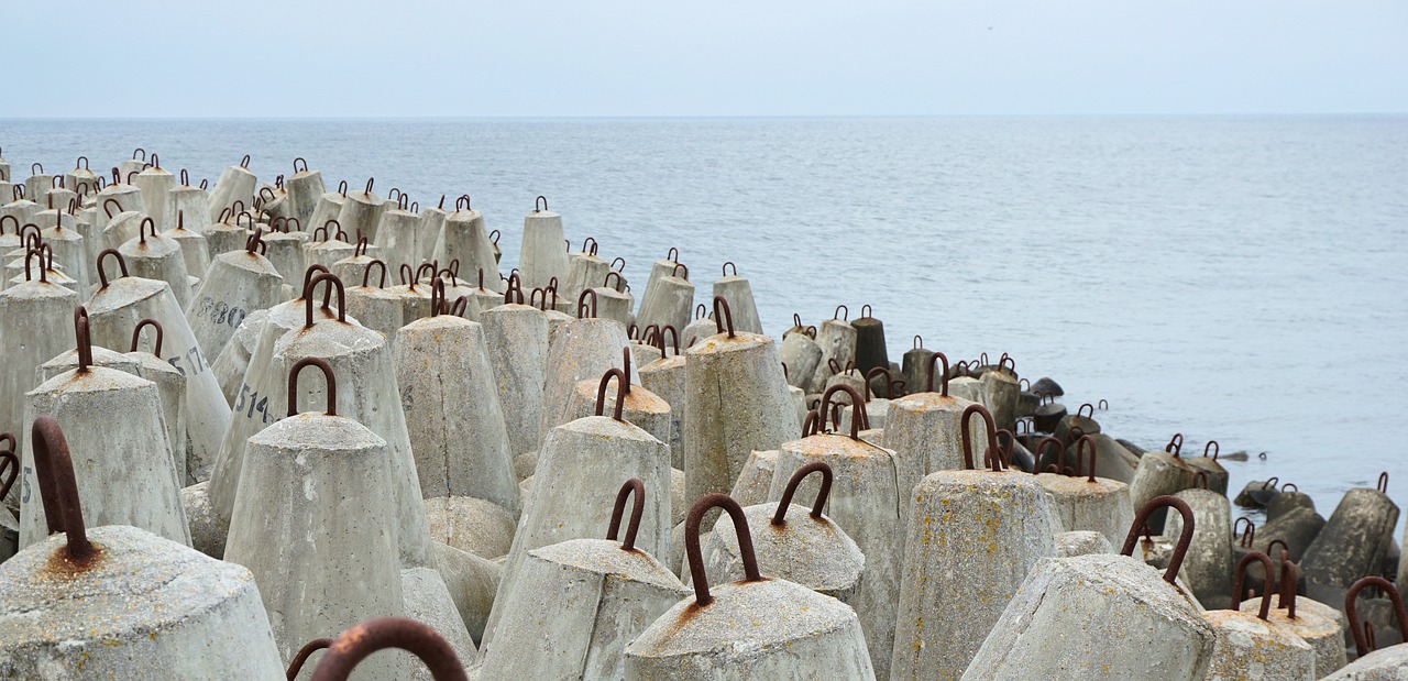 Image - baltic sea wave concrete breakwater