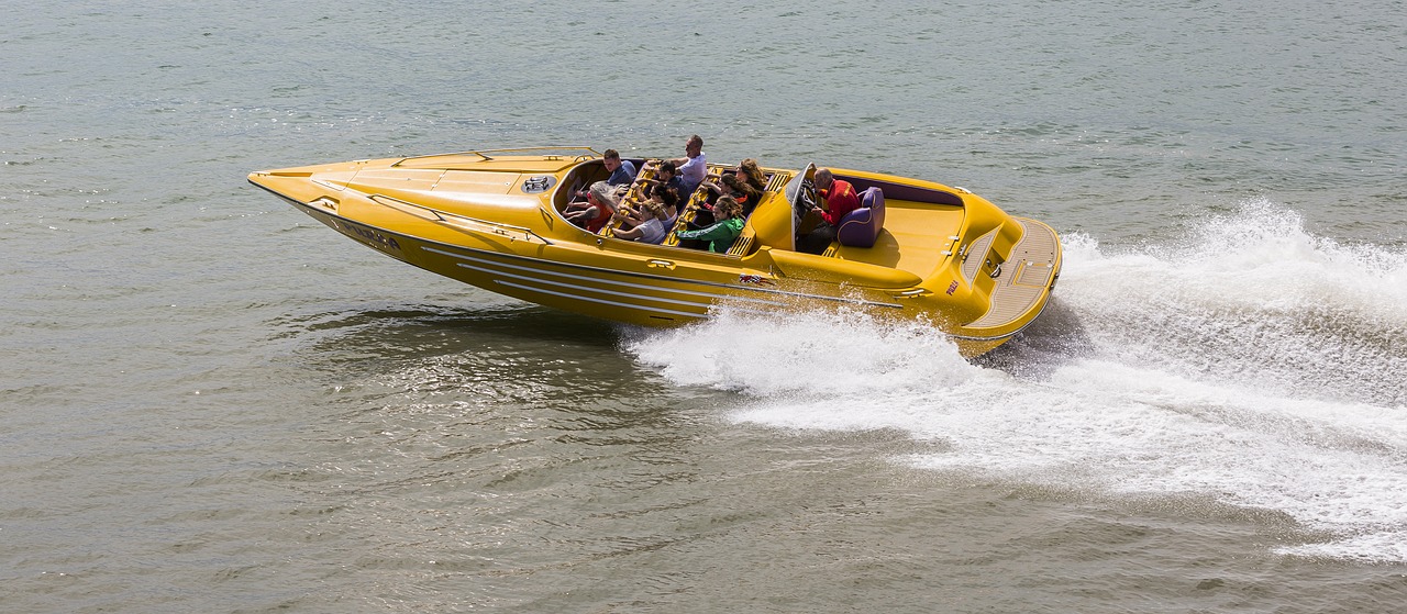 Image - powerboat speedboat motorboat