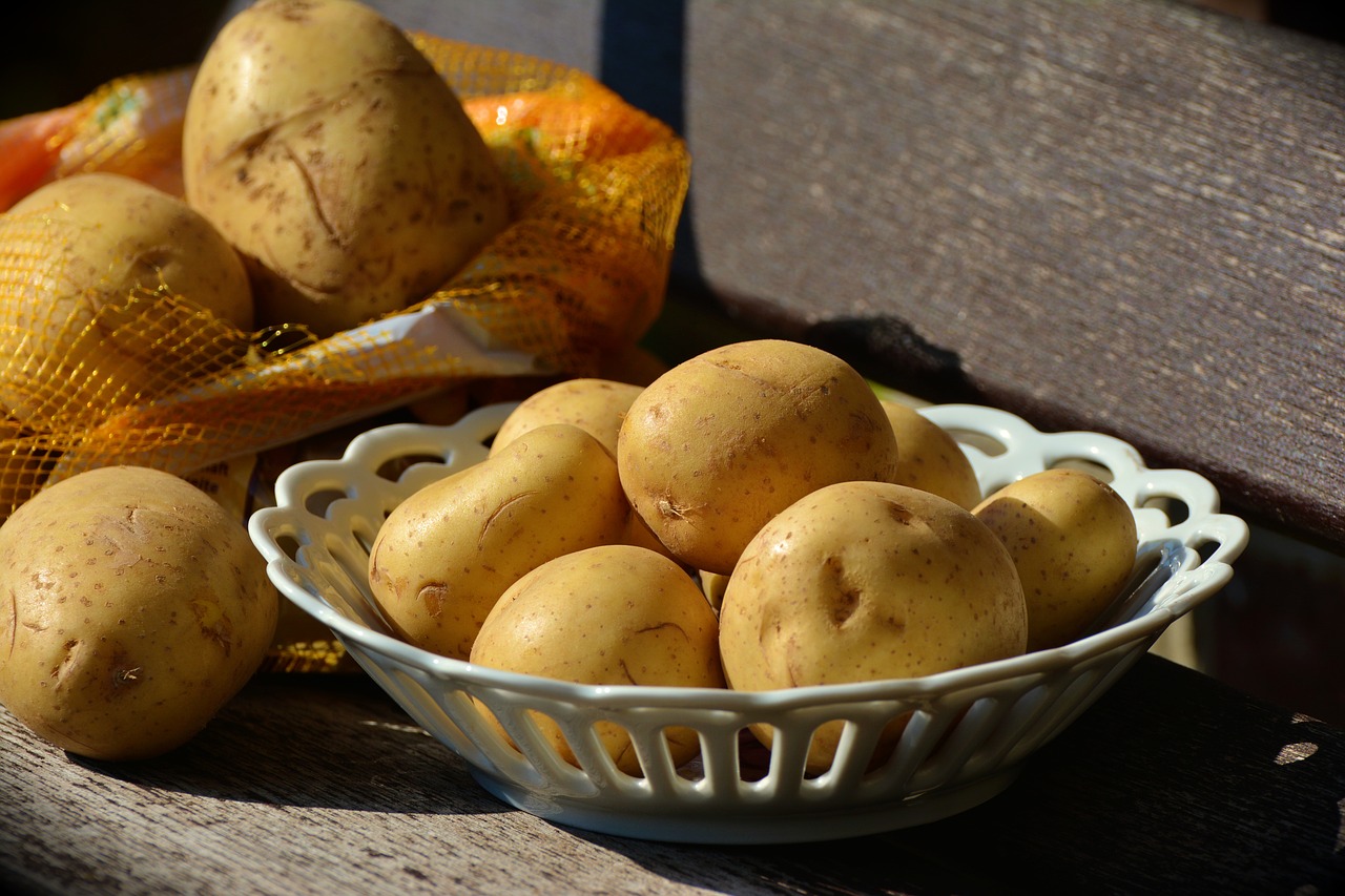 Image - potatoes unpeeled food raw