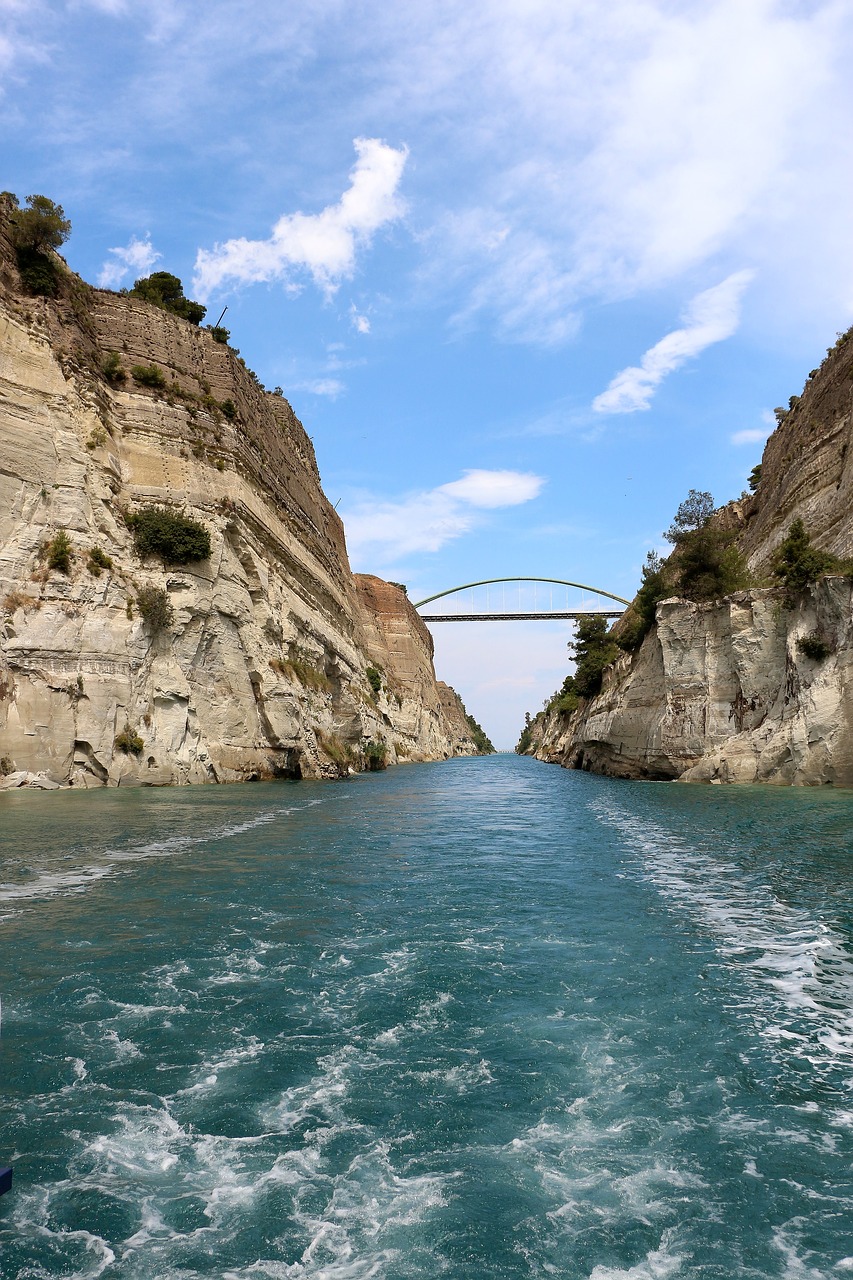 Image - corinth channel corinth canal