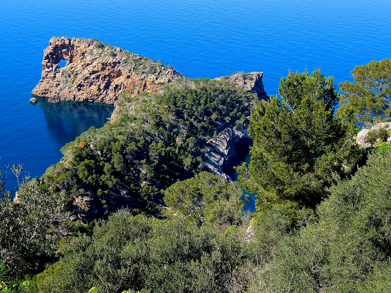 Image - mediterranean water corsica holiday