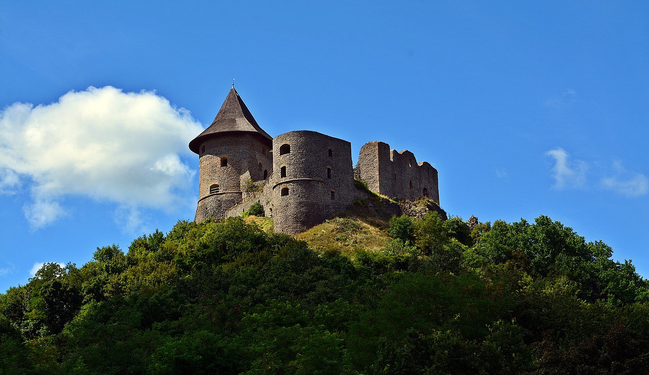 Image - summer mountain castle nature