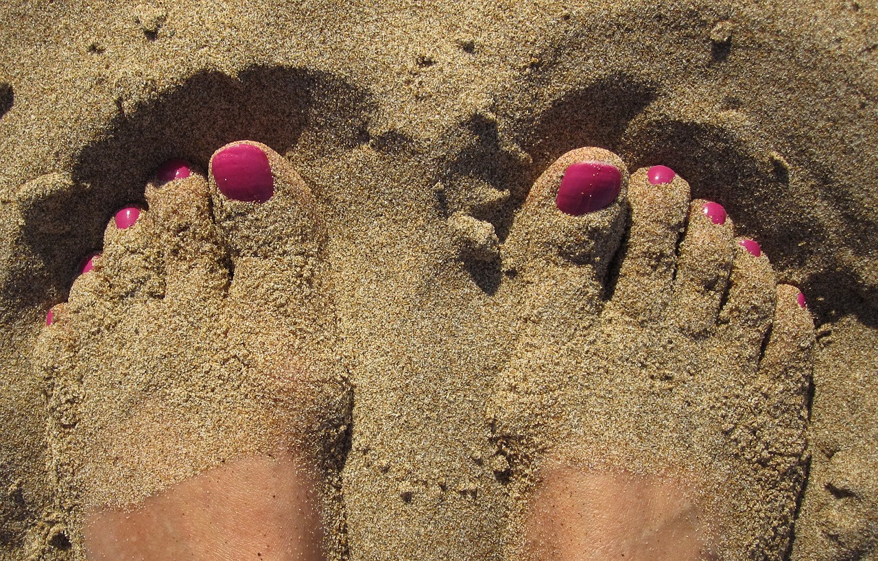 Image - feet barefoot sexy ten sand