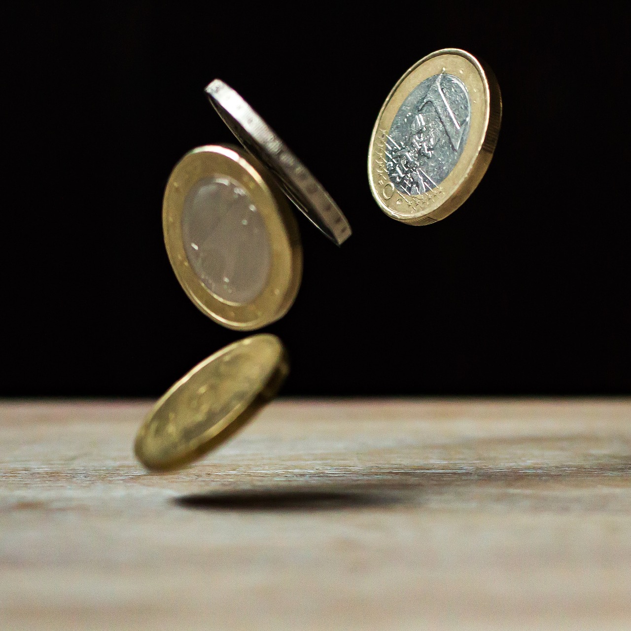 Image - euro fall money forward europe