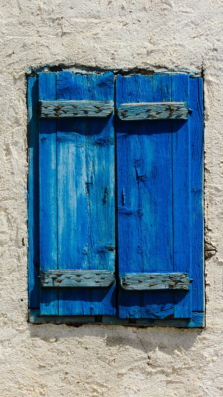 Image - window wooden old aged weathered