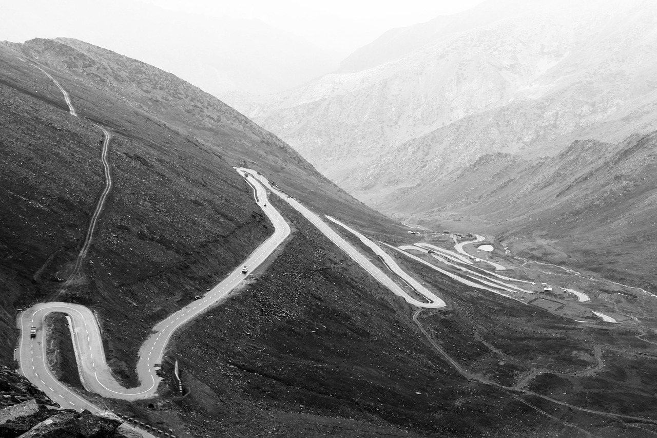 Image - road image turning mountain highway