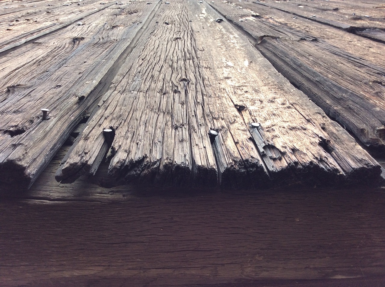 Image - wood plank barn colonial barn wood