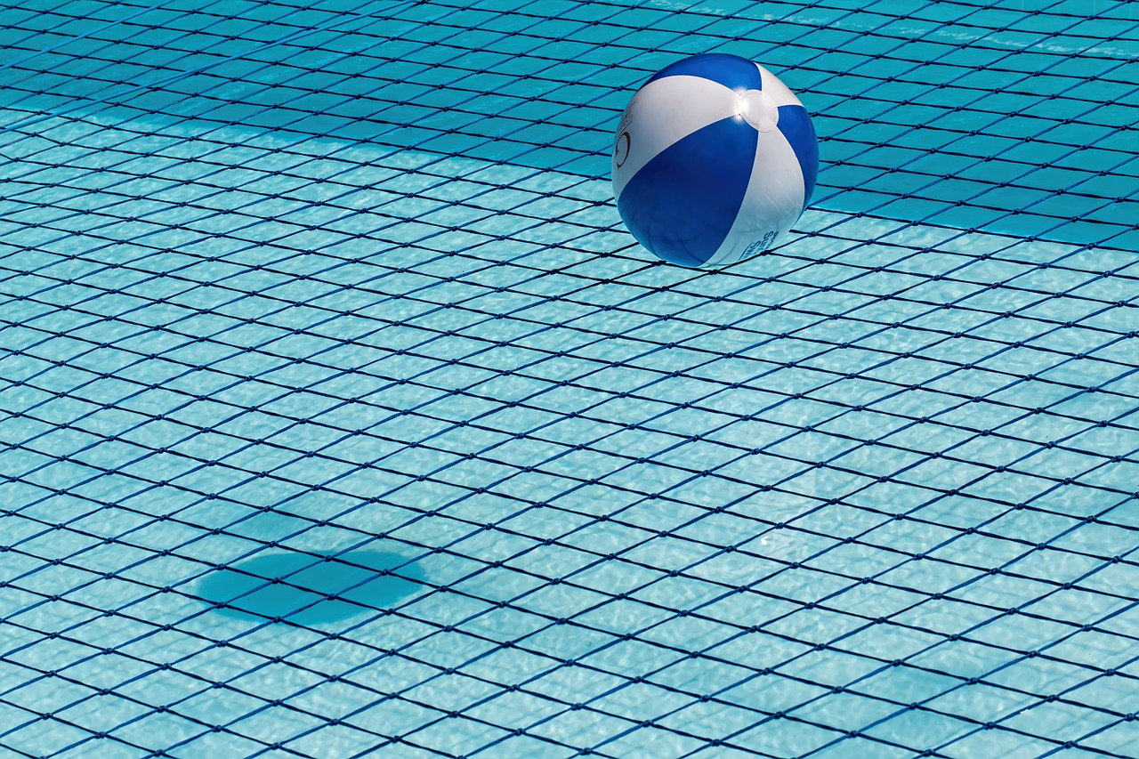 Image - swimming pool safety net beach ball