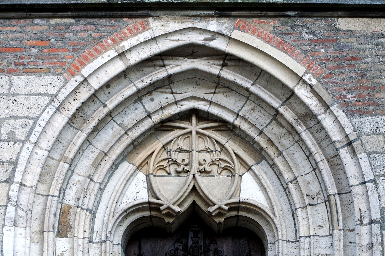 Image - architecture gothic bow window