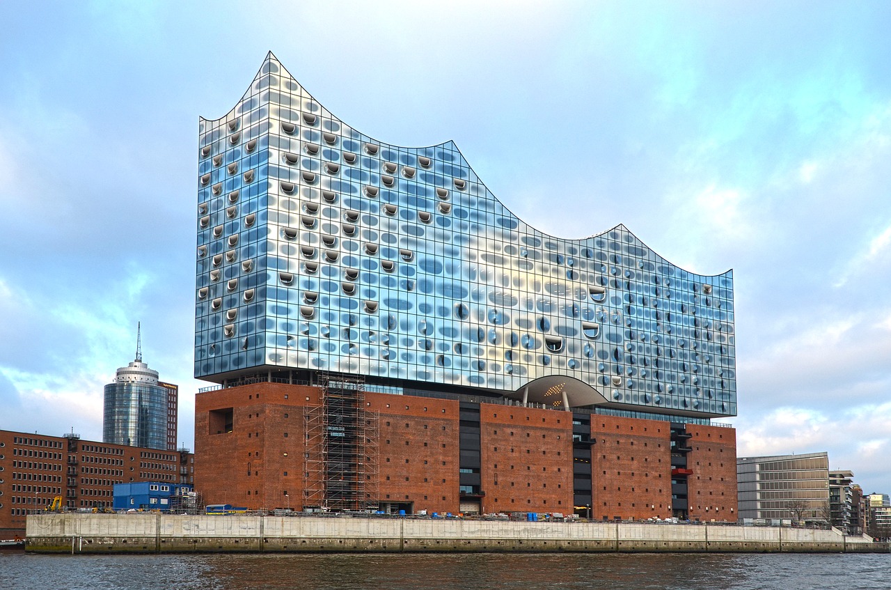 Image - hamburg elbe philharmonic hall