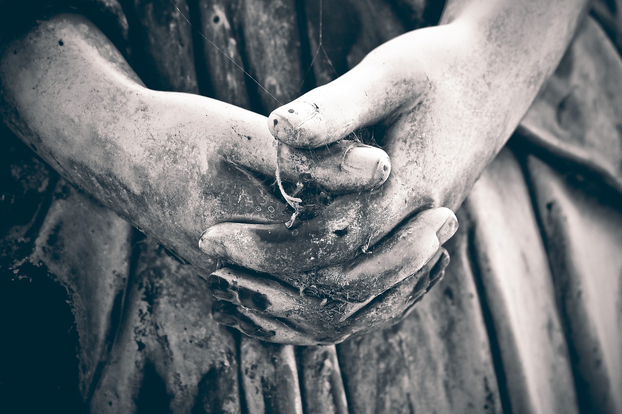 Image - cemetery grave tombstone figure
