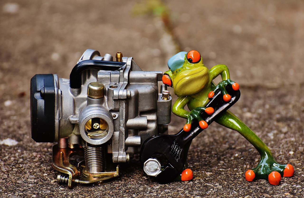 Image - frog mechanic screwdrivers