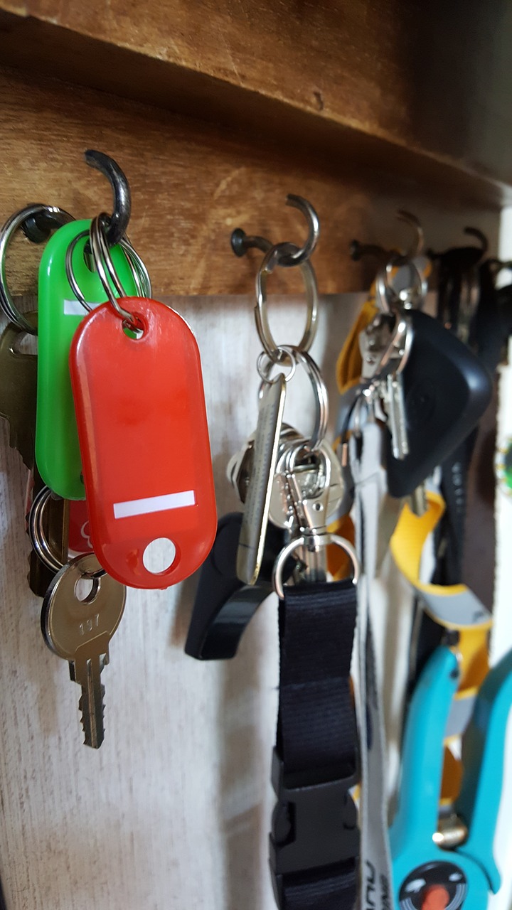 Image - keys key cabinets red green