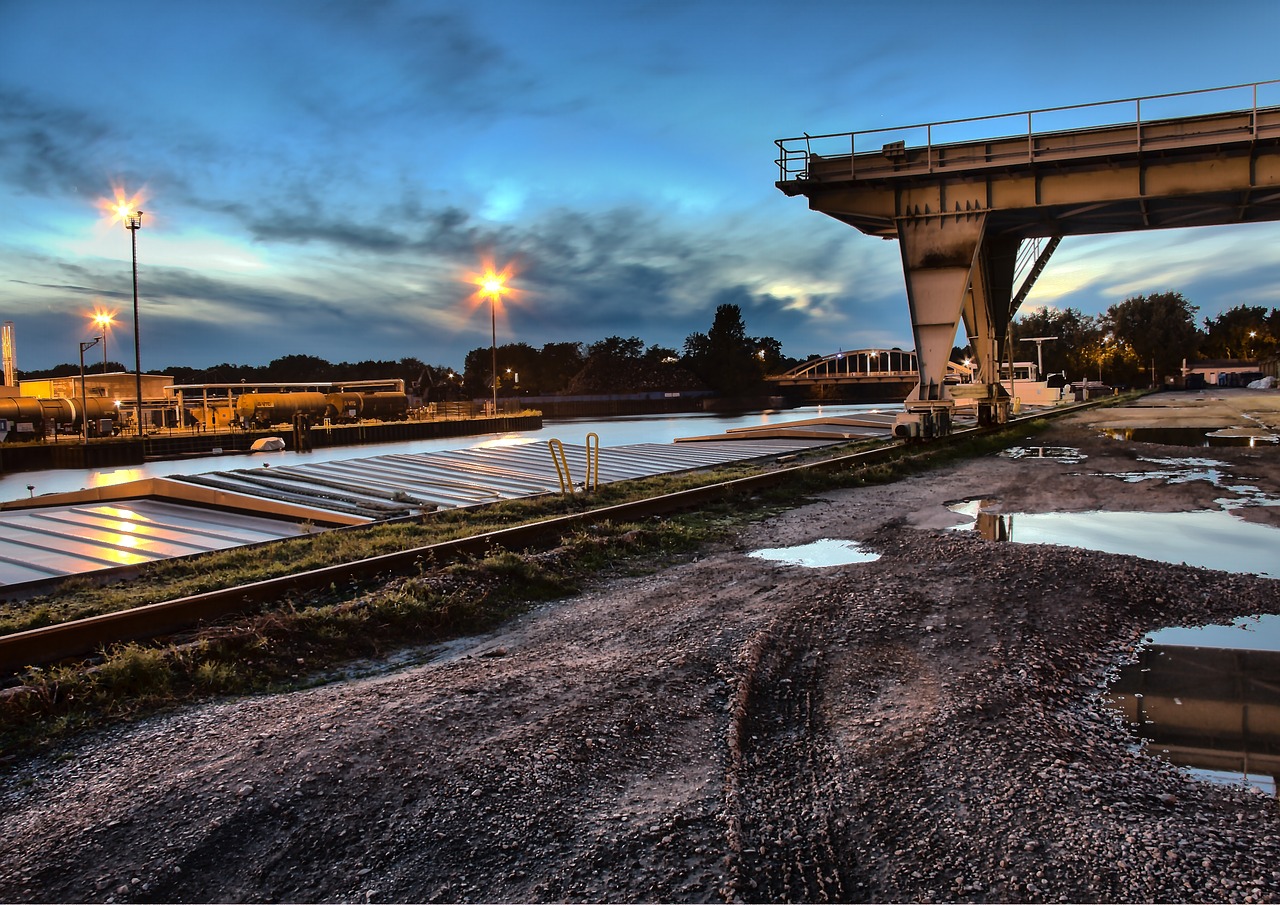 Image - gelsenkirchen city ​​harbor