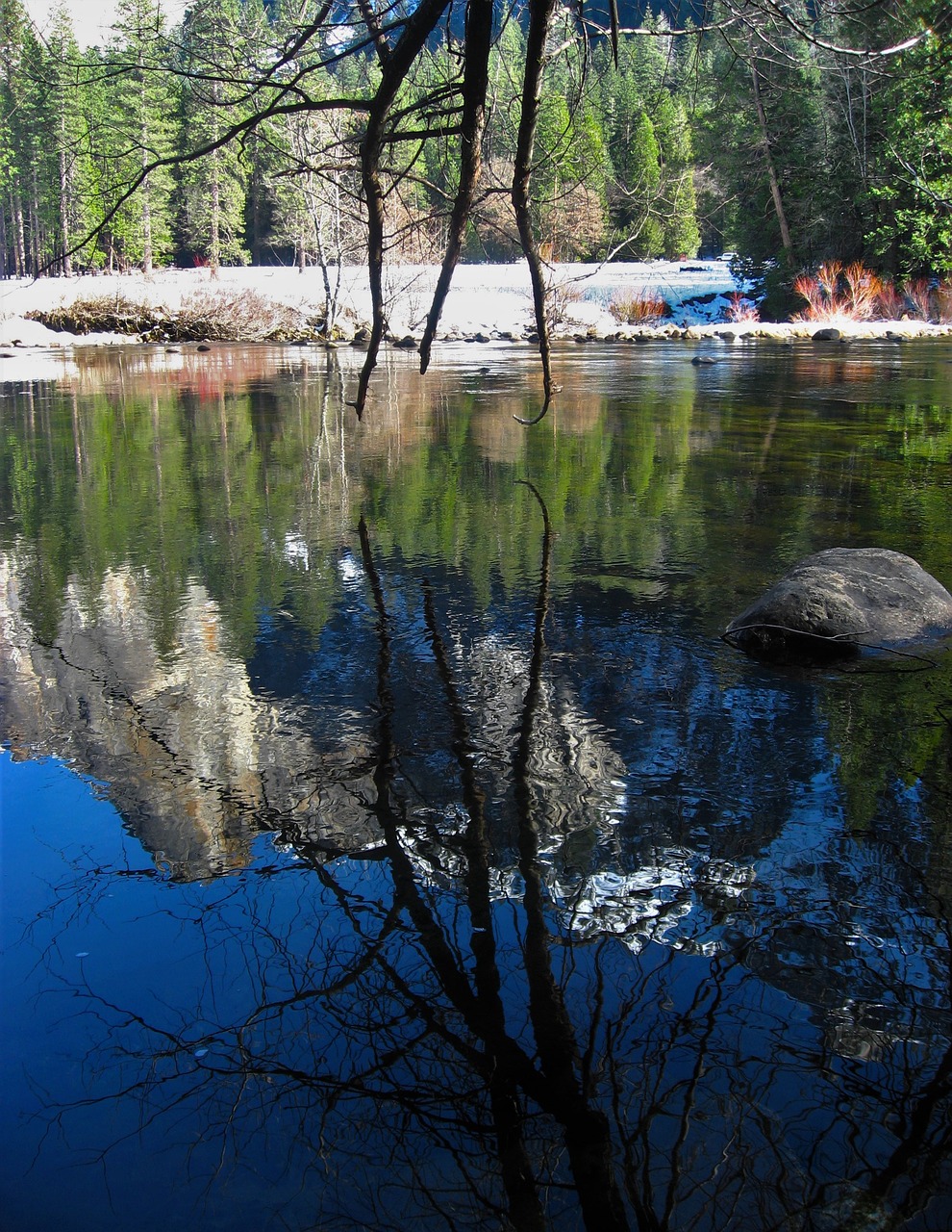 Image - yosemite river surface of the river