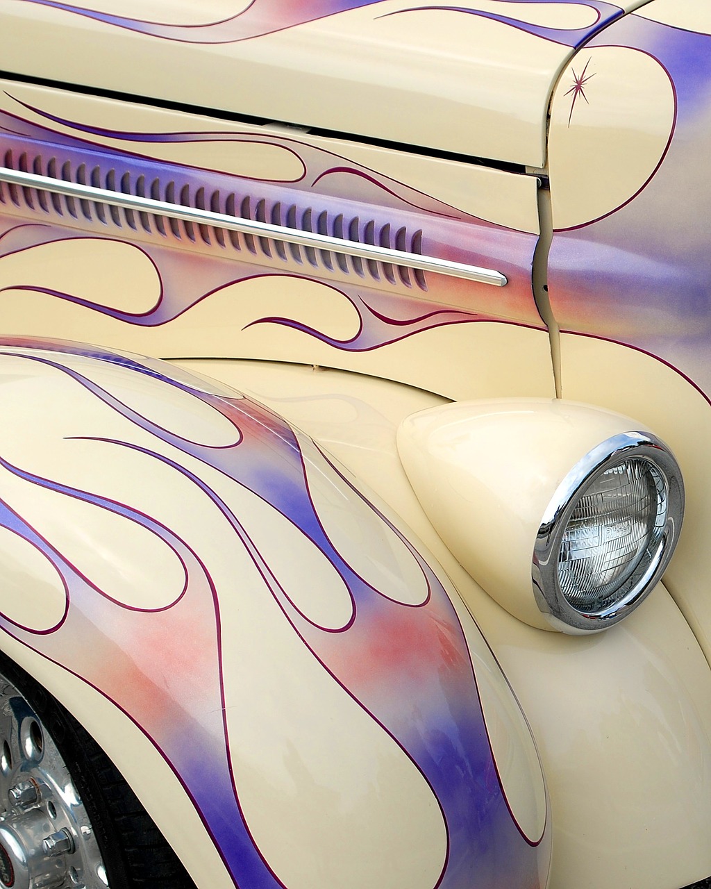 Image - pin stripe car automobile vehicle
