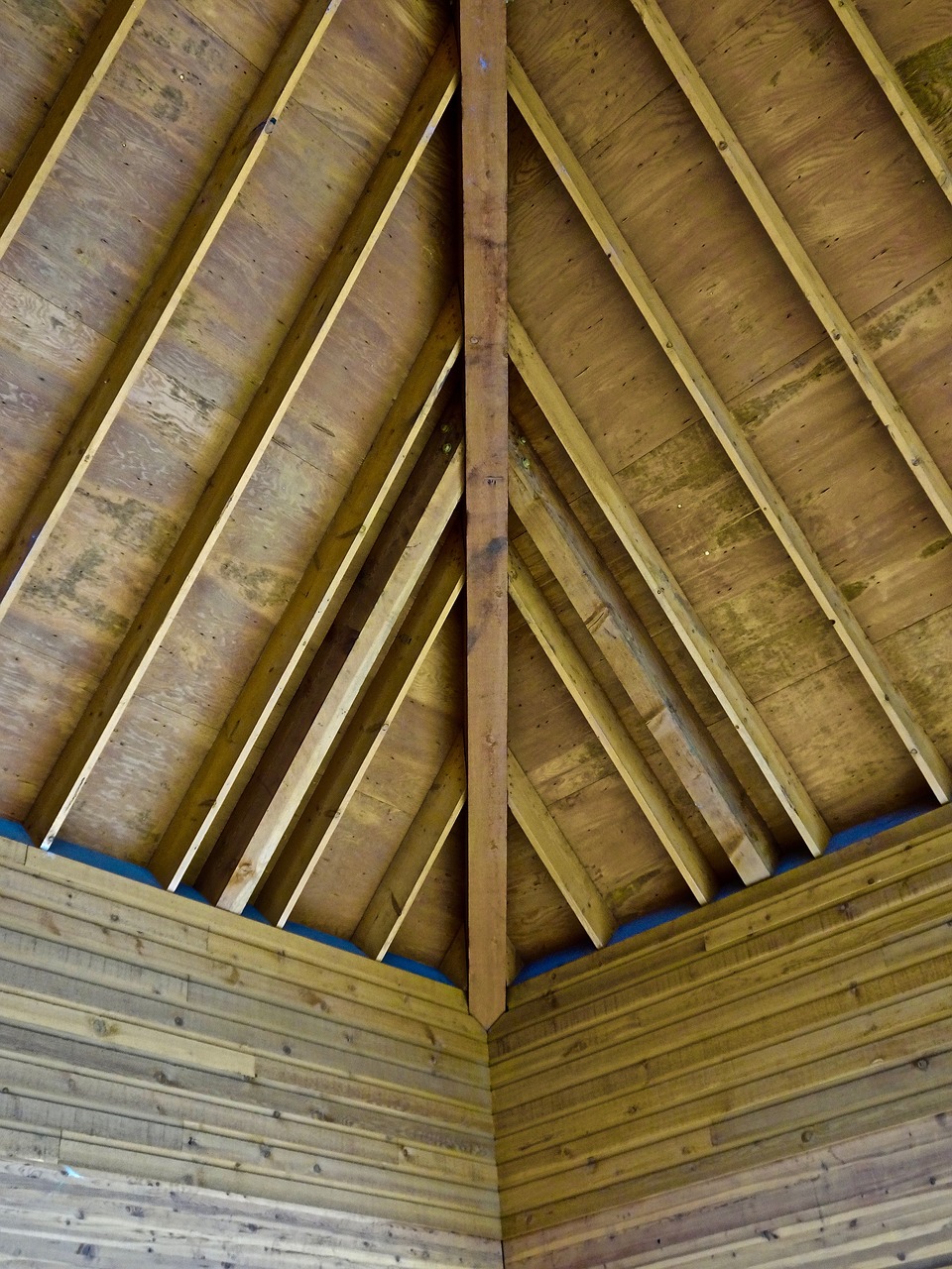 Image - ceiling wooden construction