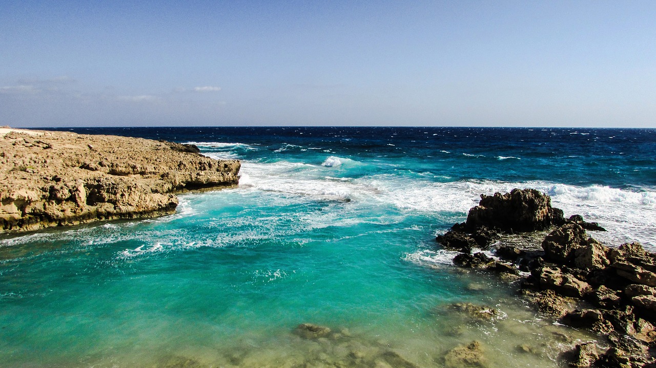 Image - wave smashing rocky coast autumn