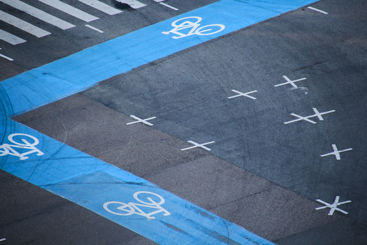 Image - bicycle path junction bike cyclists