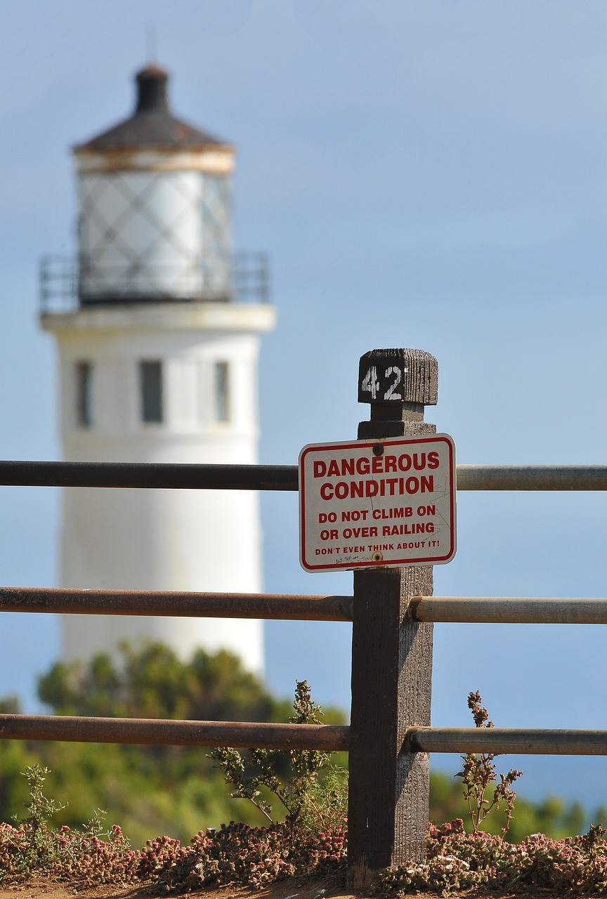 Image - light house palos verdes ocean