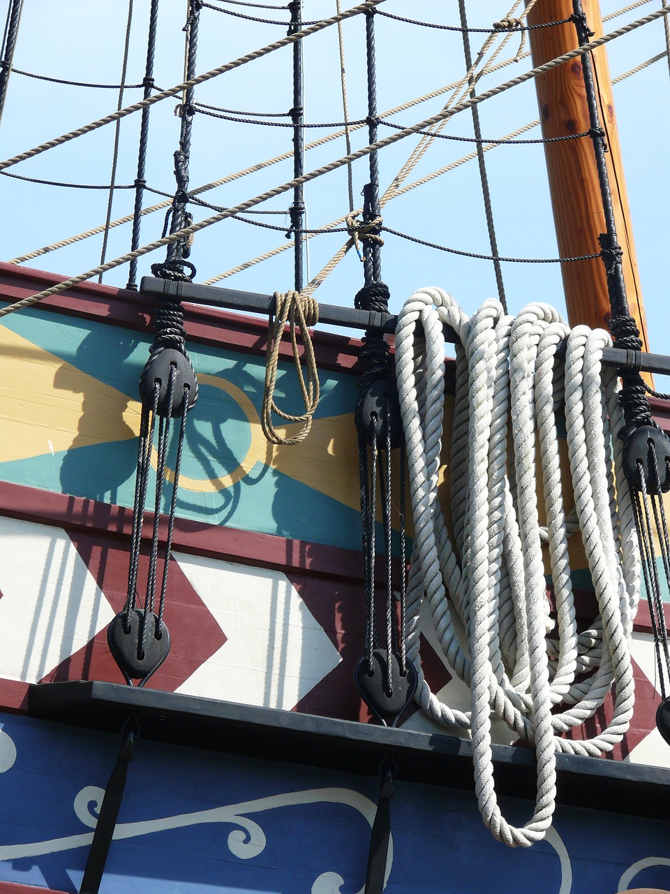 Image - boat ancient old sail vessel sea