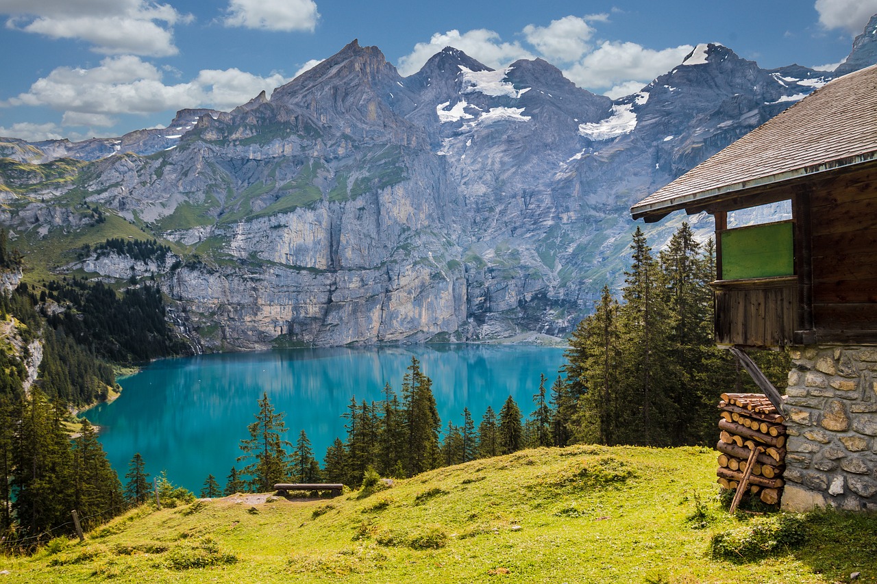 Image - hut lake mountains mountain hut