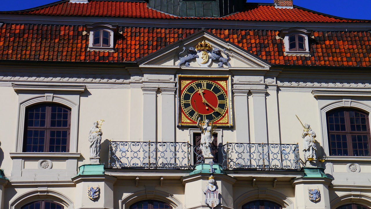 Image - lüneburg town hall clock