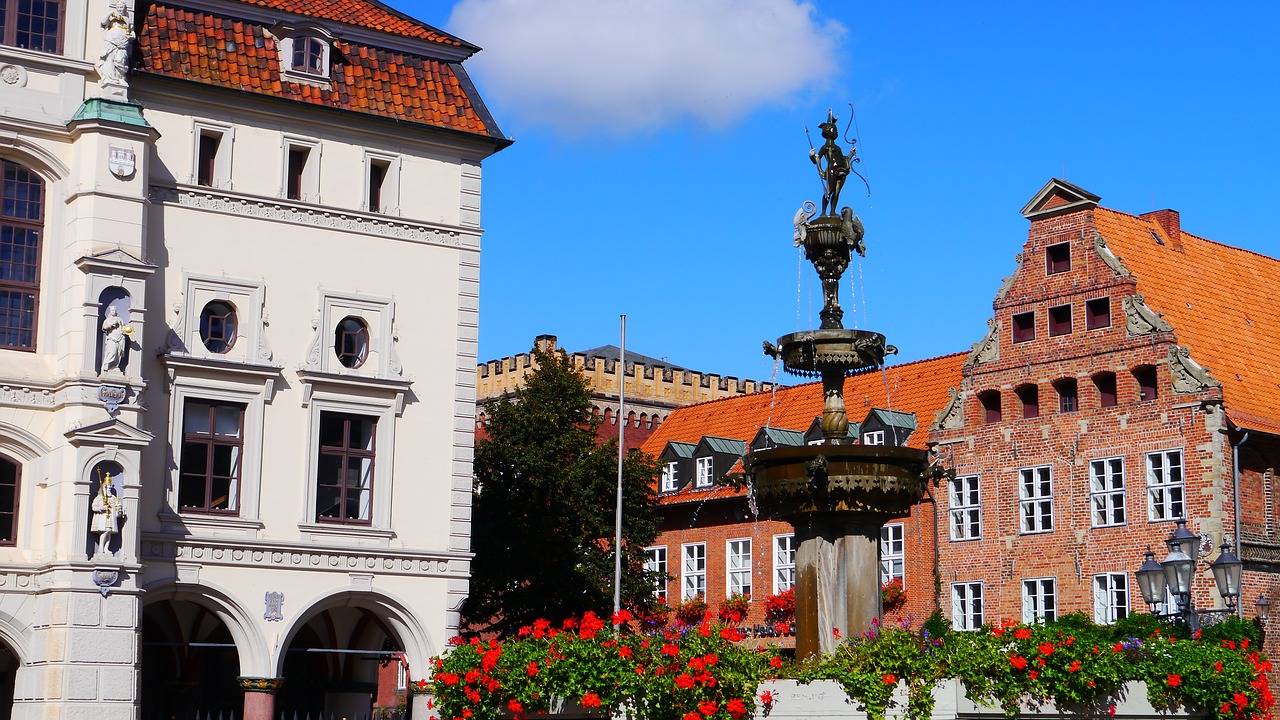 Image - lüneburg market place fountain