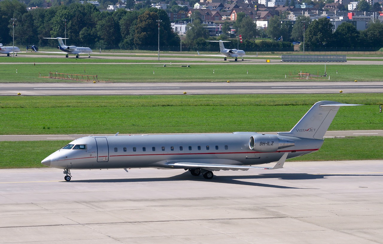 Image - bombardier challenger 850 vistajet