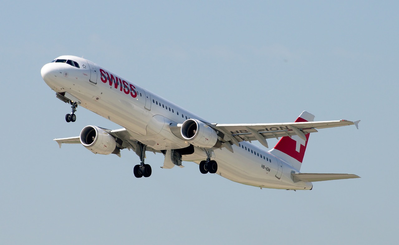 Image - airbus a321 swiss airlines