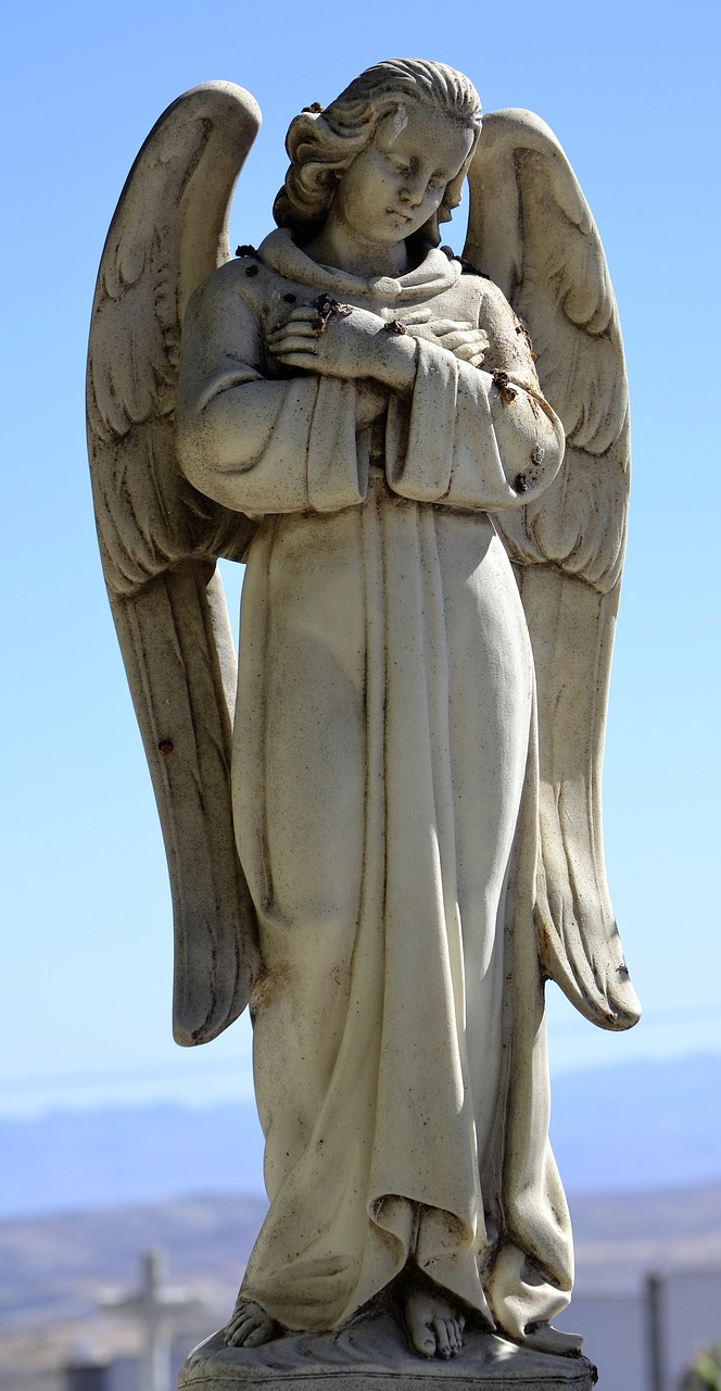 Image - cemetery angel sculpture tomb