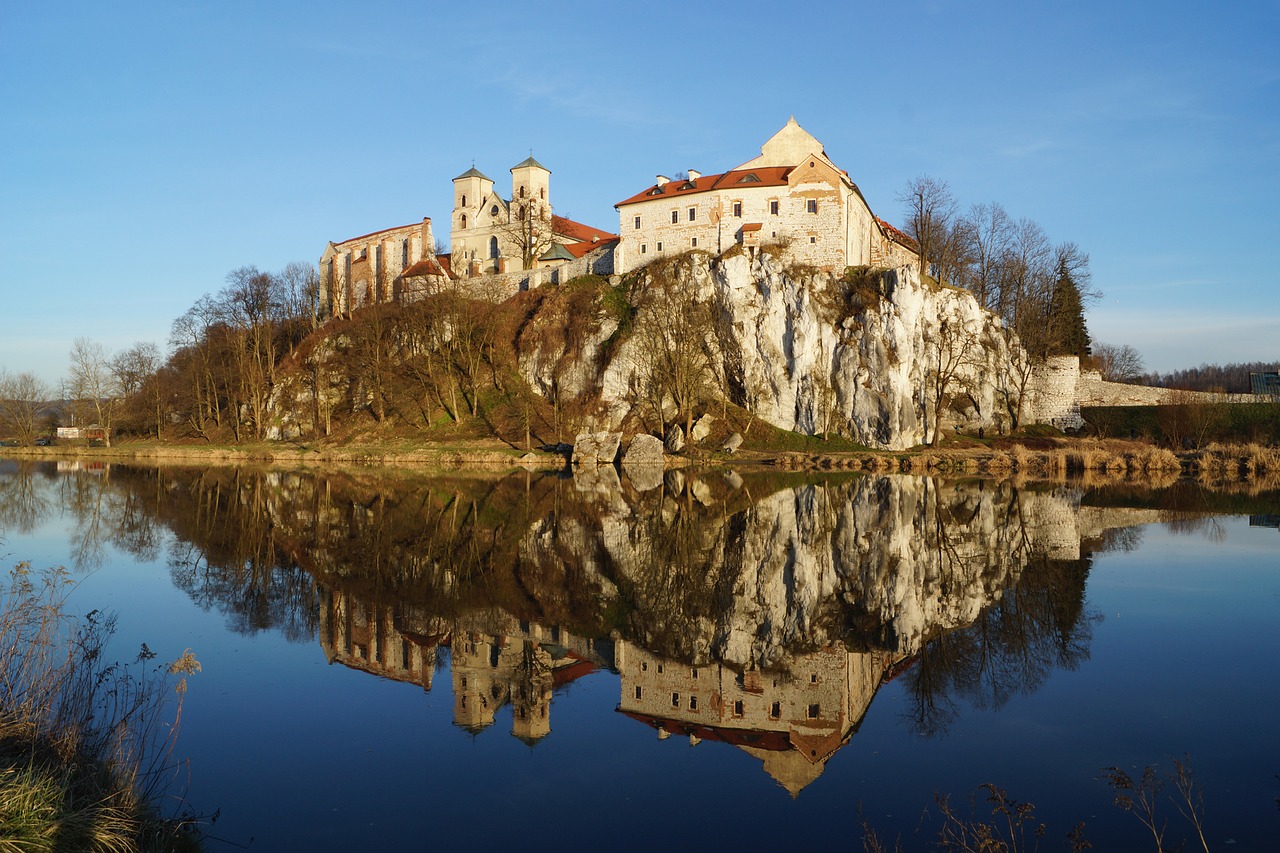 Image - abbey benedictines monument wisla