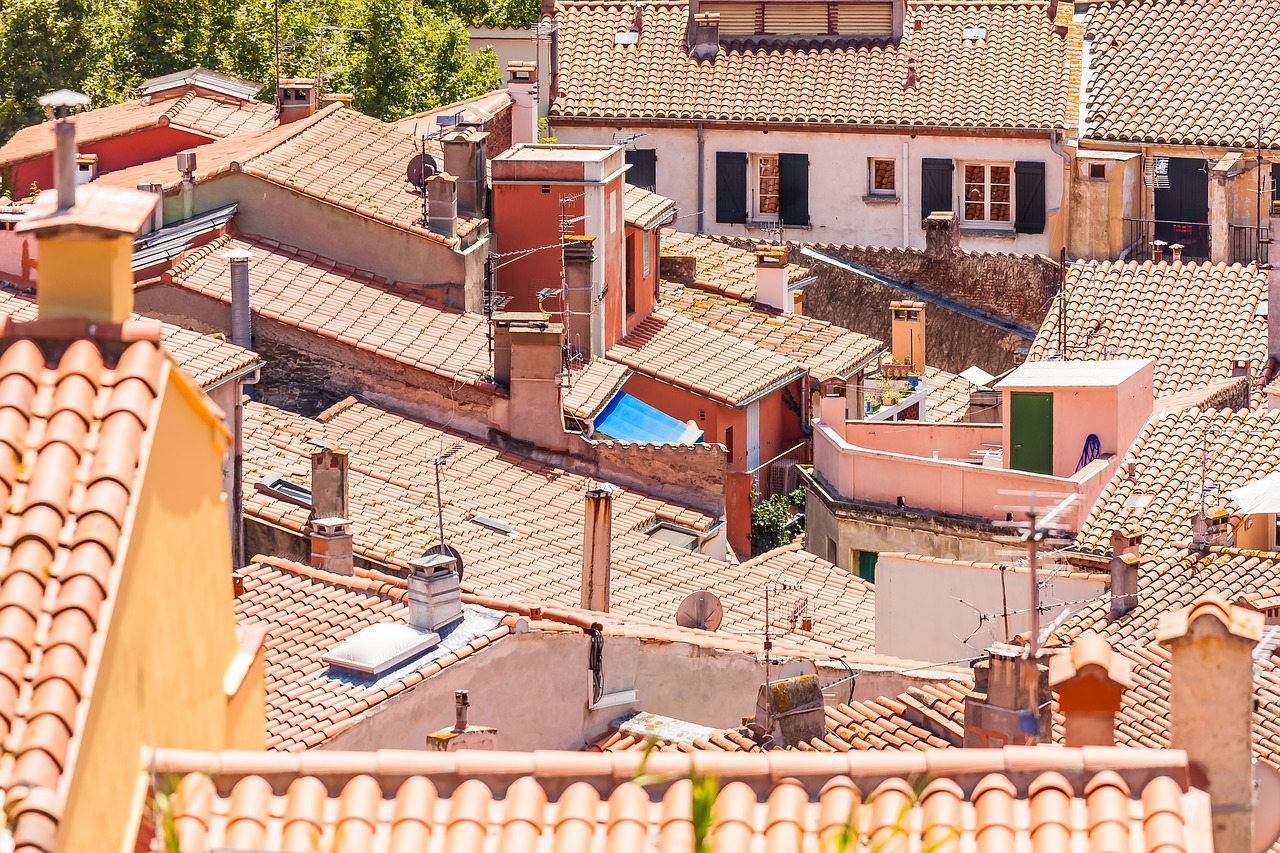 Image - roofs collioure pyrénées france