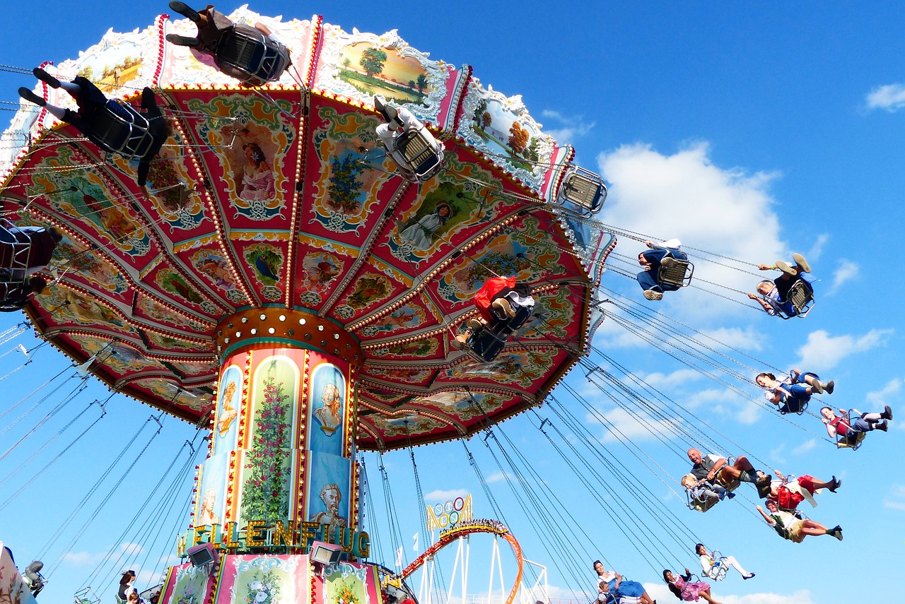 Image - chain carousel fly aviator carousel