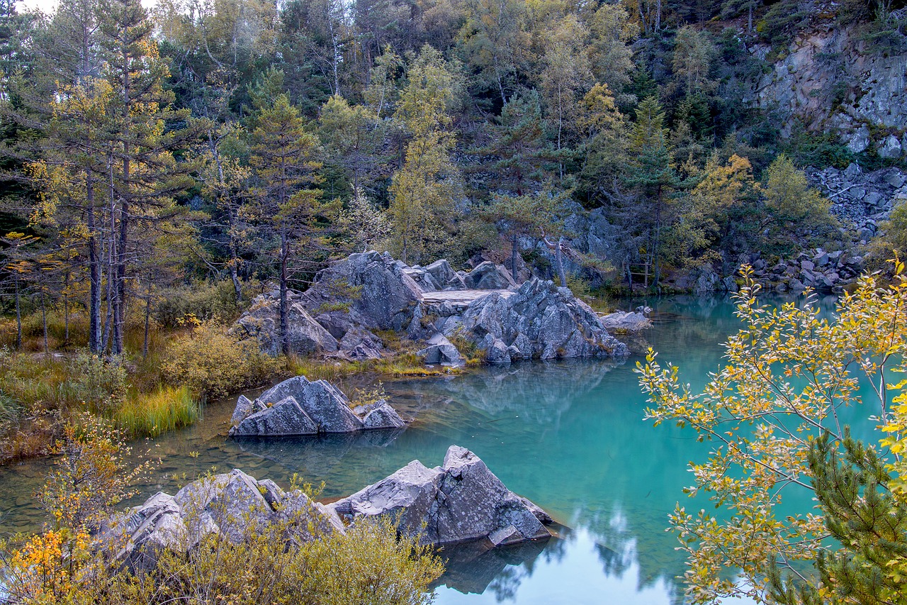 Image - lake blue high loire landscape