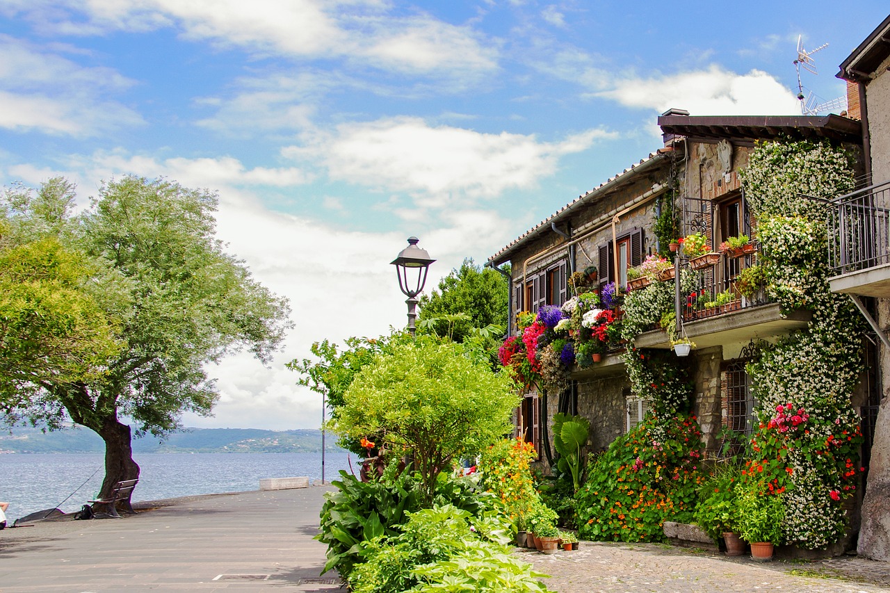 Image - anguillara lake bracciano rome