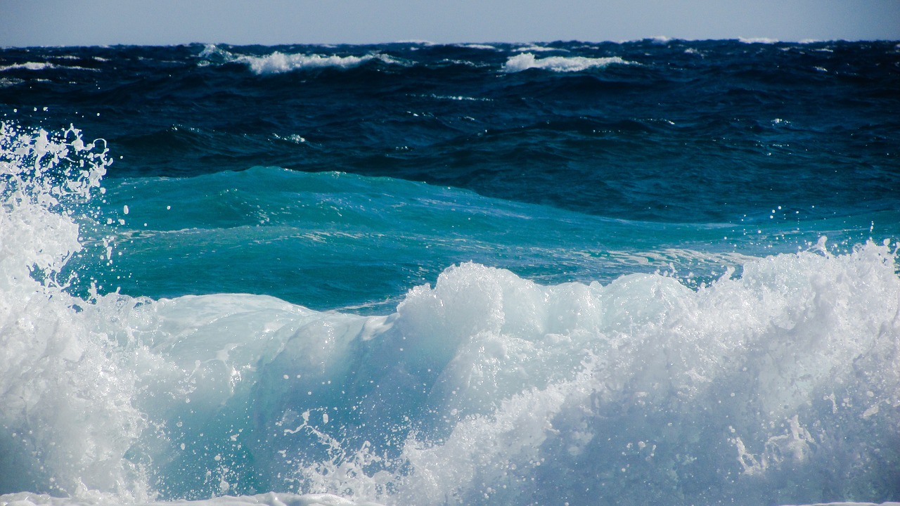 Image - wave smashing sea beach nature