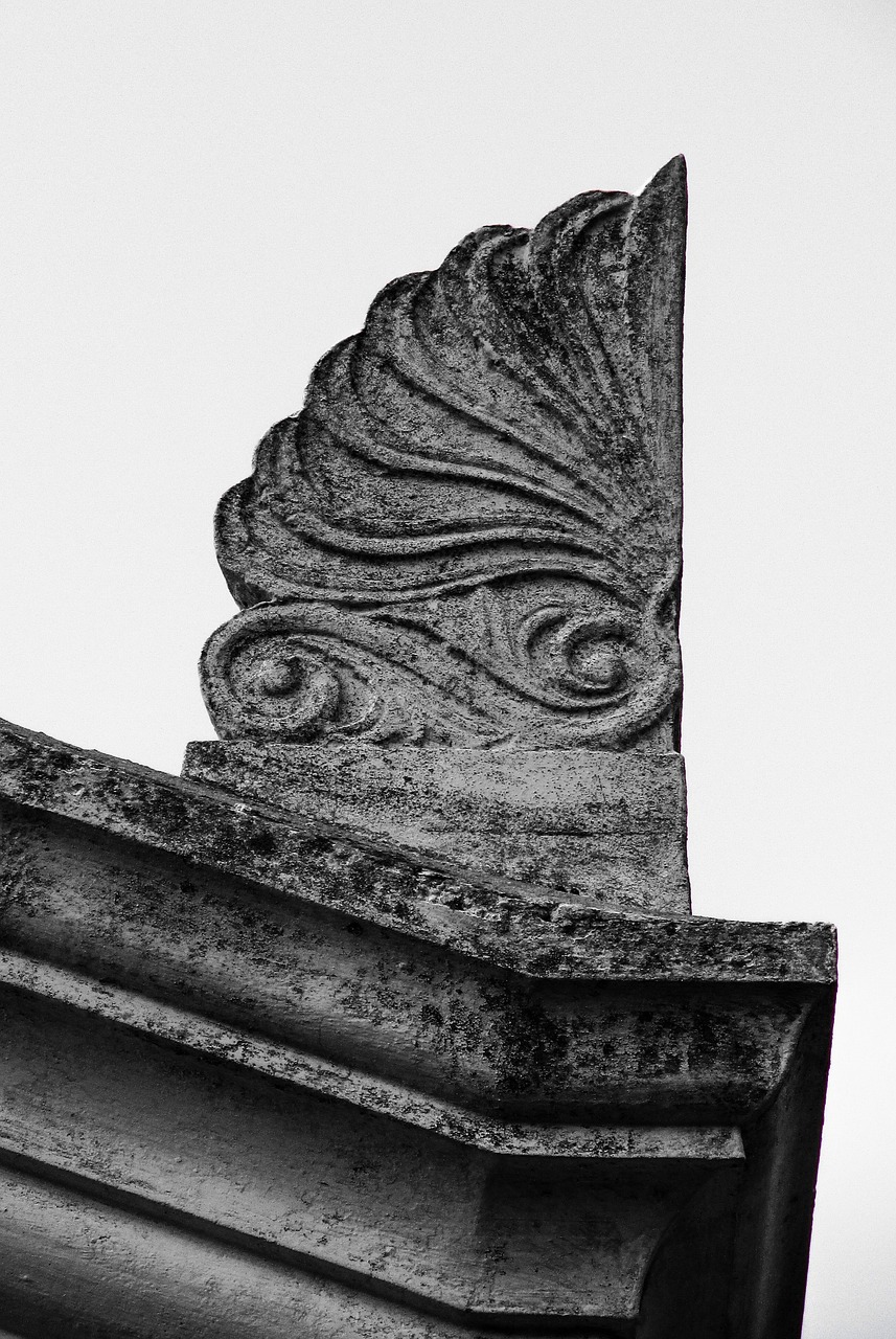 Image - ridge tile decoration neoclassic