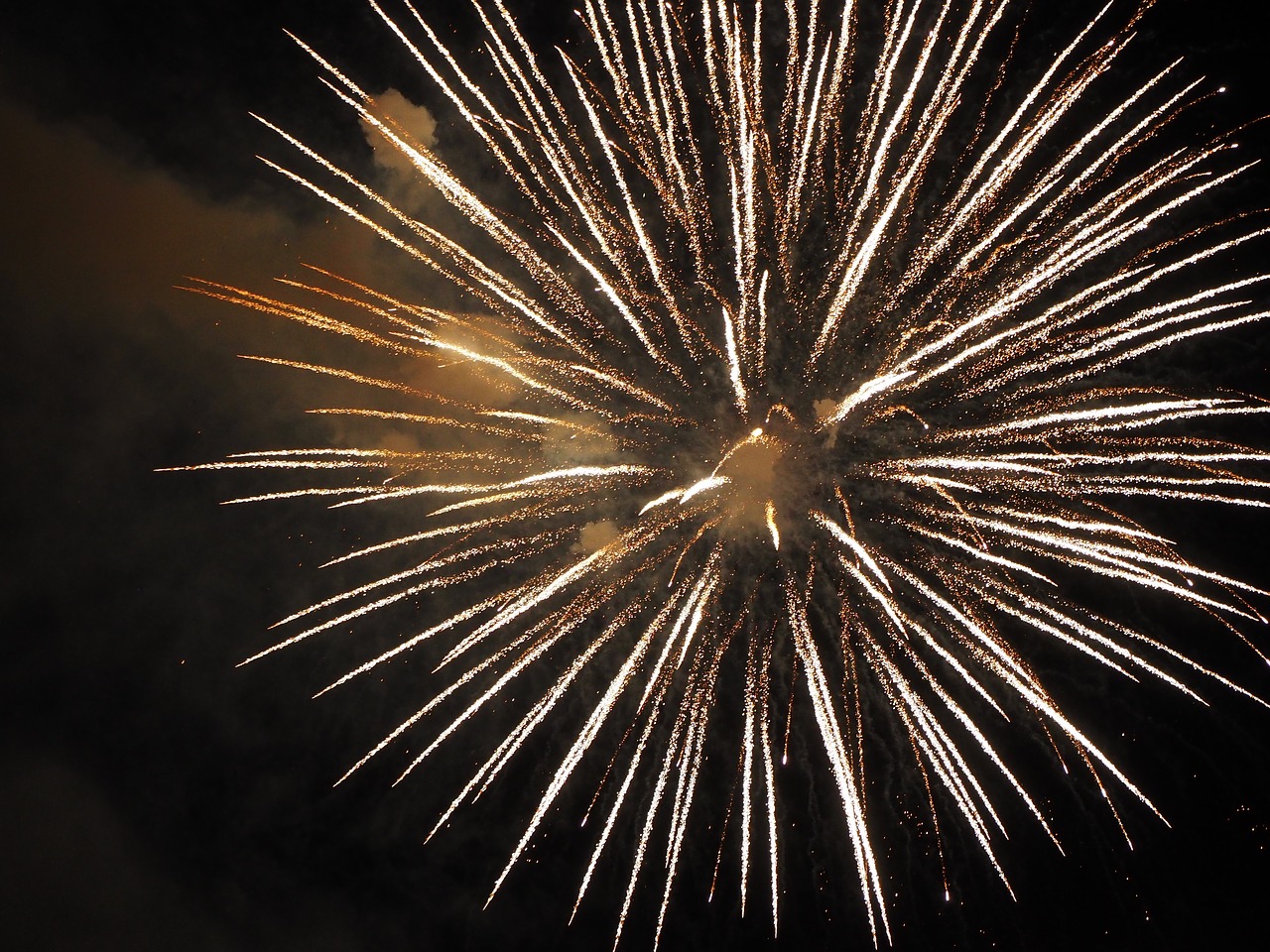 Image - fireworks weco fair light