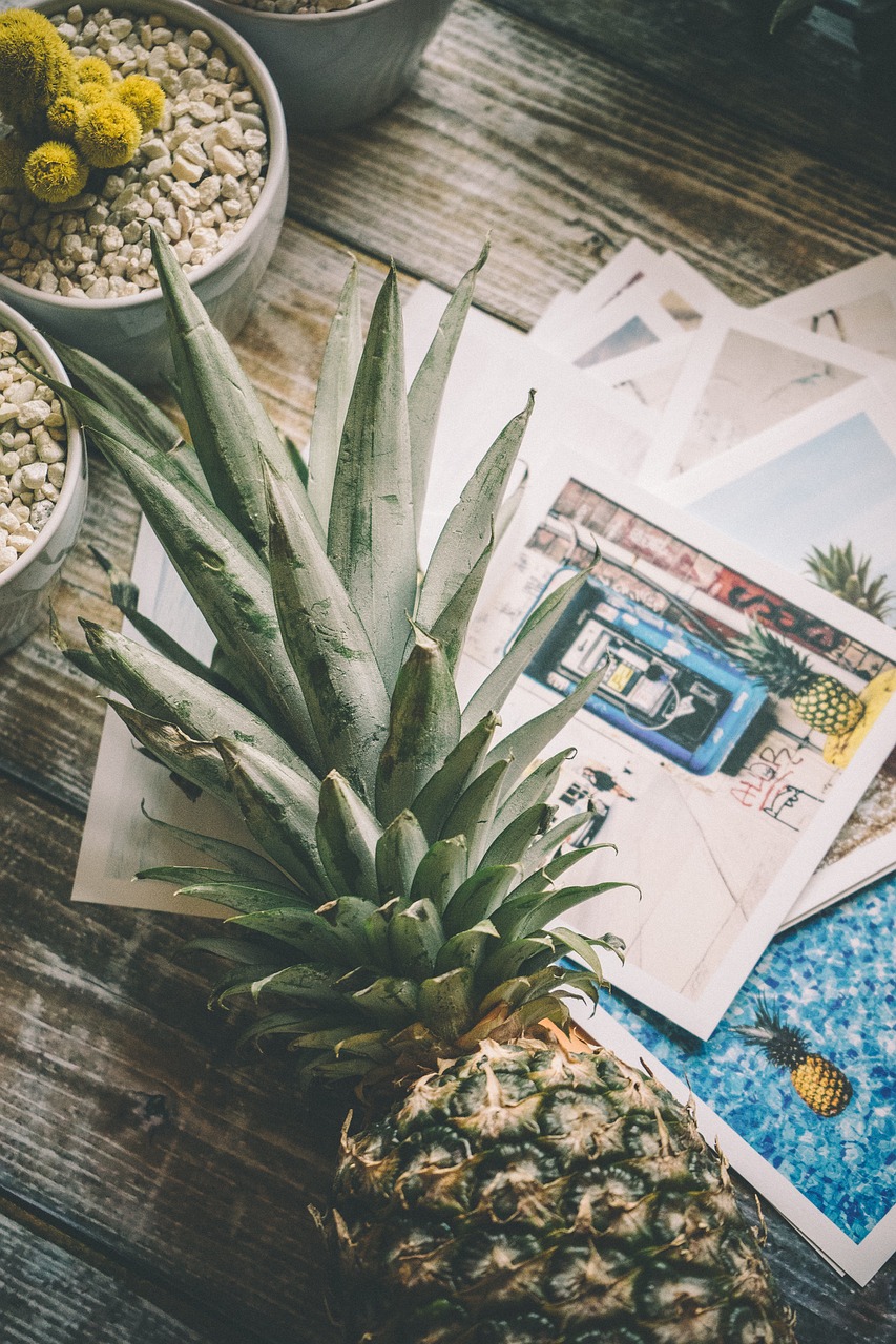 Image - pineapple desk wood table flat lay