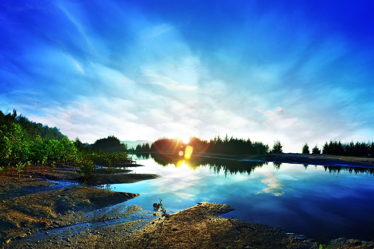 Image - sunrise lake cloud landscape