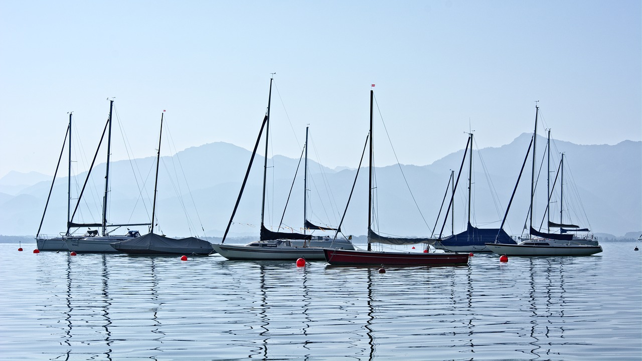 Image - boats lake chiemsee anchorage port