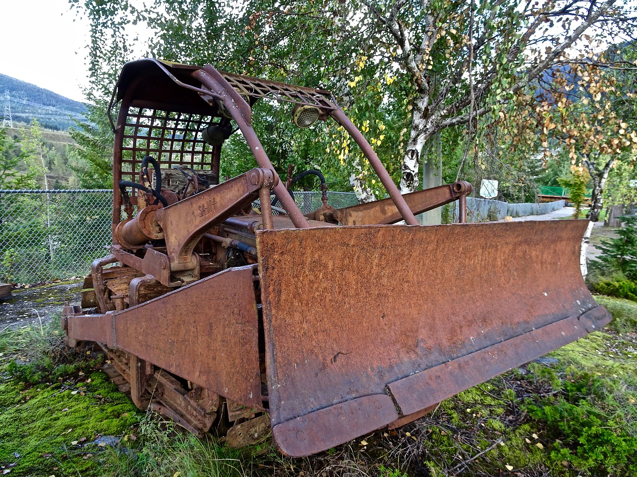 Image - scraper grader bulldozer rusty