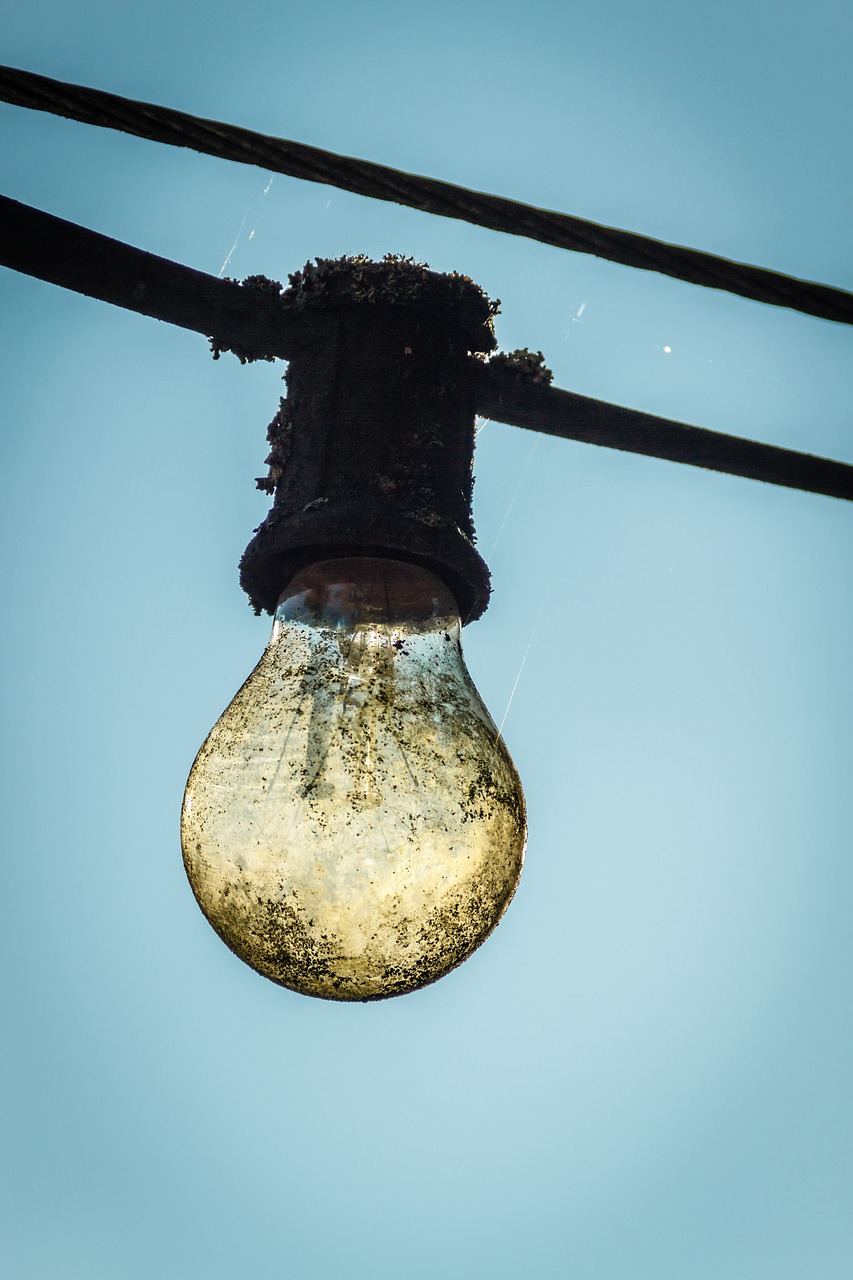 Image - light bulb lichterkette outdoor old
