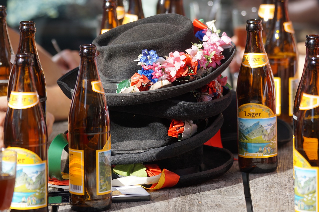 Image - cattle show mountain hats beer