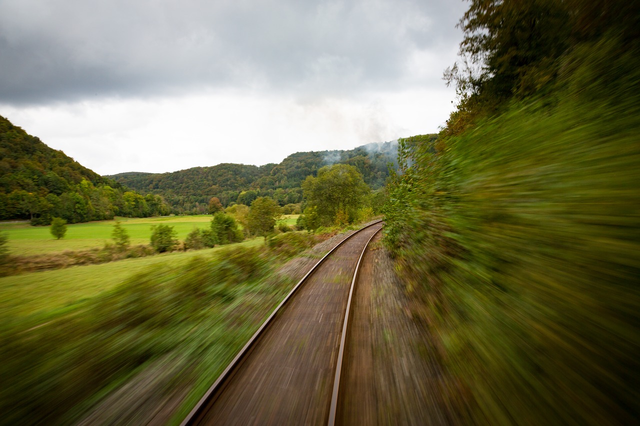 Image - train travel seemed steel drive