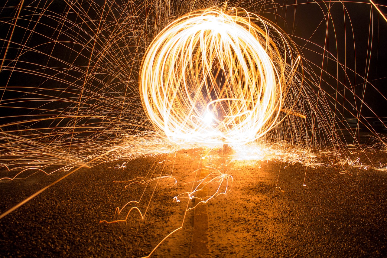 Image - sparks light long exposure