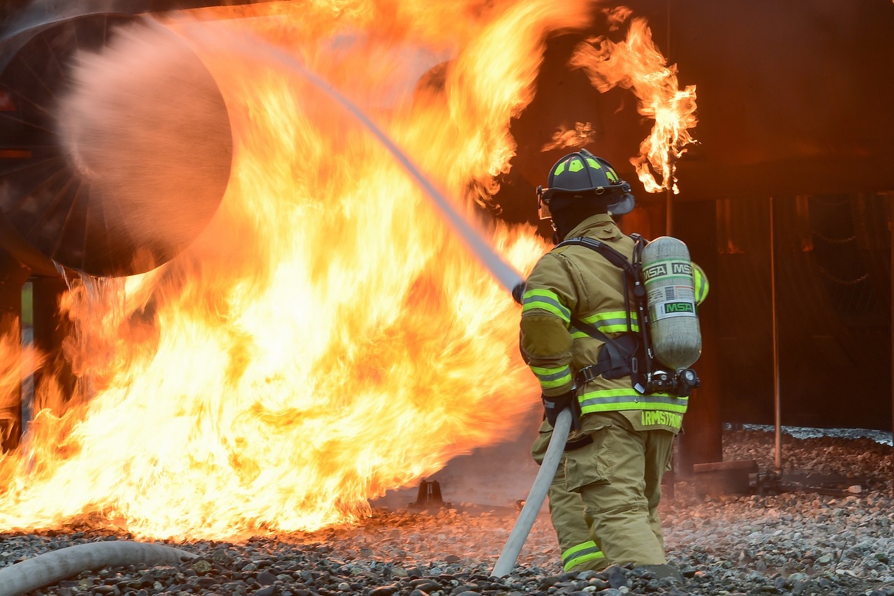 Image - firefighter training live fire